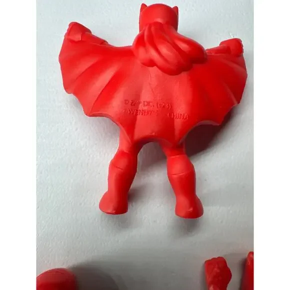 5 Wendy's Kids Meal Toys DC Super Heroes Mini Figures Red - Picture 3 of 8